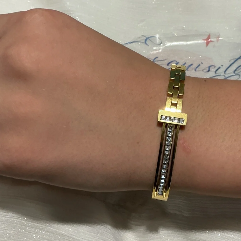 👠 Gold Link Cz Diamond Bangle Bracelet